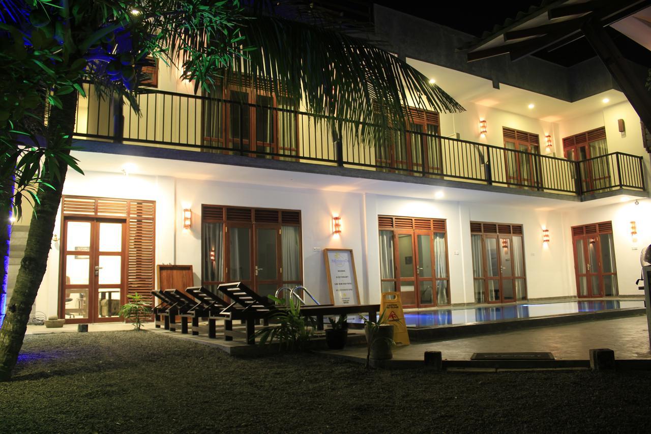 Bienvenido Madiha Hotel Polhena Exterior photo